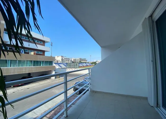 Apartment Charming 2br Downtown. Caribbean Allure *