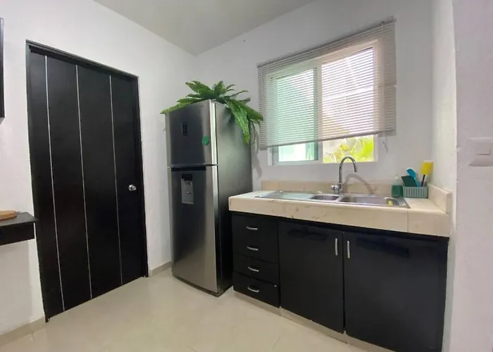 Apartment Charming 2br Downtown. Caribbean Allure *