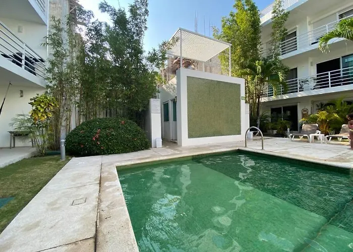 Apartment Charming 2br Downtown. Caribbean Allure