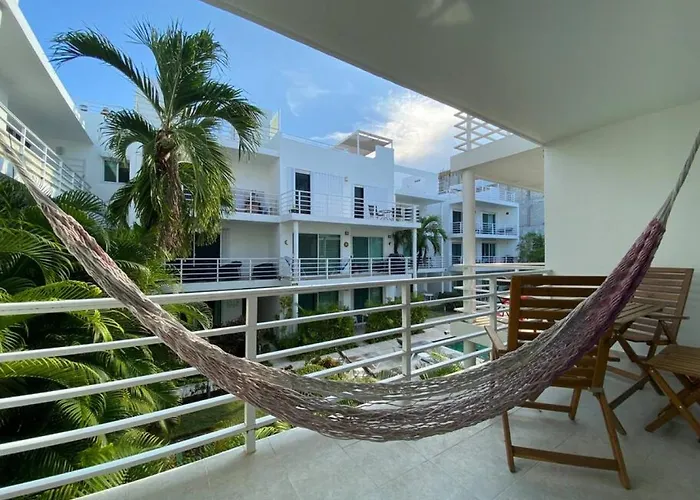 Apartment Charming 2br Downtown. Caribbean Allure